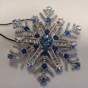 Elegant Silver and Blue Snowflake Brooch